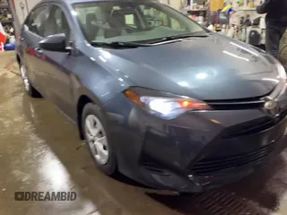 ✅ 2017 Toyota Corolla SE • VIN: 2T1BURHE7HC938077 • Lot: 94918575. Wystawiony na Copart z przebiegiem 315 860 mil. Bezpłatny archiwum sprzedaży aukcyjnych z USA i szczegółowy raport historii pojazdu na DreamBid. Zdjęcie 11.