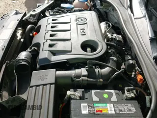 ✅ 2013 Volkswagen Passat SEL Premium • VIN: 1VWCN7A30DC113965 • Lot: 42764888. Wystawiony na IAAI z przebiegiem 111 751 mil. Bezpłatny archiwum sprzedaży aukcyjnych z USA i szczegółowy raport historii pojazdu na DreamBid. Zdjęcie 19.