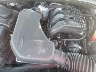 ✅ 2017 Chrysler 300 S • VIN: 2C3CCABG7HH506327 • Лот: 89446175. Опубликован ранее на Copart с пробегом 119 501 миль. Бесплатный доступ к архиву аукционных продаж из США и подробный отчёт об истории автомобиля на DreamBid. Изображение 15.