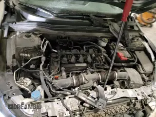 ✅ 2018 Honda Accord LX • VIN: 1HGCV1F12JA141556 • Лот: 92395735. Опубликован ранее на Copart с пробегом 125 236 миль. Бесплатный доступ к архиву аукционных продаж из США и подробный отчёт об истории автомобиля на DreamBid. Изображение 13.