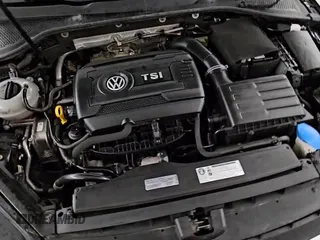 ✅ 2017 Volkswagen Golf S • VIN: 3VWC17AU3HM504892 • Лот: 70063735. Опубликован ранее на Copart с пробегом 142 662 миль. Бесплатный доступ к архиву аукционных продаж из США и подробный отчёт об истории автомобиля на DreamBid. Изображение 14.