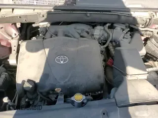 ✅ 2017 Toyota Highlander LE • VIN: 5TDBZRFH7HS372900 • Лот: 85518285. Опубликован ранее на Copart с пробегом 115 953 миль. Бесплатный доступ к архиву аукционных продаж из США и подробный отчёт об истории автомобиля на DreamBid. Изображение 16.