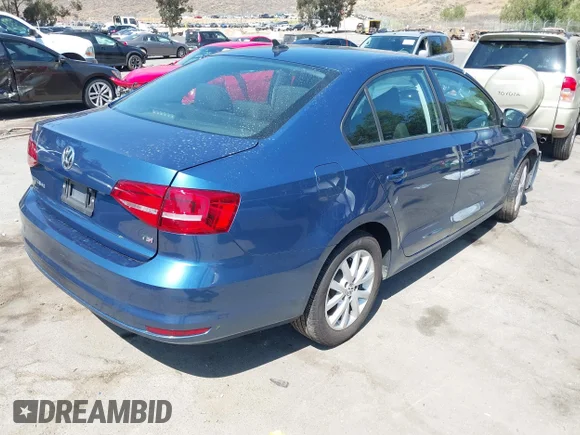 ✅ 2015 Volkswagen Jetta Sport • VIN: 3VWD17AJ0FM239887 • Lot: 42404608. Listed on IAAI with 122,469 mi. Free auction sales archive from the USA and detailed vehicle history report at DreamBid. Image 4.