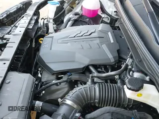 ✅ 2025 Kia Carnival SX • VIN: KNDNE5K37S6518943 • Lot: 42277016. Listed on IAAI with 451 mi. Free auction sales archive from the USA and detailed vehicle history report at DreamBid. Image 20.