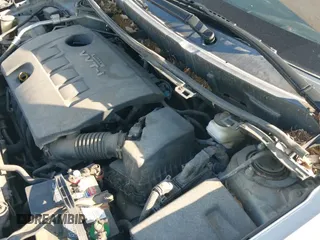 ✅ 2009 Toyota Matrix • VIN: 2T1KU40E59C165562 • Лот: 43122952. Опубликован ранее на IAAI с пробегом 201 688 миль. Бесплатный доступ к архиву аукционных продаж из США и подробный отчёт об истории автомобиля на DreamBid. Изображение 12.