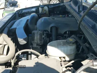 ✅ 2006 Chevrolet Suburban LS • VIN: 1GNEC16Z86J168195 • Лот: 41682417. Опубликован ранее на IAAI с пробегом 186 415 миль. Бесплатный доступ к архиву аукционных продаж из США и подробный отчёт об истории автомобиля на DreamBid. Изображение 12.