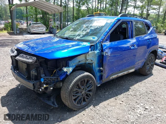 ✅ 2022 Kia Seltos Nightfall • VIN: KNDEUCA28N7310228 • Lot: 45168041. Wystawiony na IAAI z przebiegiem 106 070 mil. Bezpłatny archiwum sprzedaży aukcyjnych z USA i szczegółowy raport historii pojazdu na DreamBid. Zdjęcie 2.