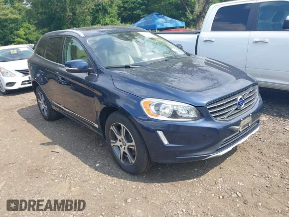 ✅ 2015 Volvo XC60 T6 • VIN: YV4902RK7F2707839 • Lot: 42662324. Wystawiony na IAAI z przebiegiem 78 877 mil. Bezpłatny archiwum sprzedaży aukcyjnych z USA i szczegółowy raport historii pojazdu na DreamBid. Zdjęcie 1.