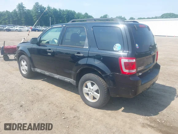 ✅ 2012 Ford Escape XLT • VIN: 1FMCU9D71CKC58108 • Лот: 45320087. Опубликован ранее на IAAI с пробегом 113 590 миль. Бесплатный доступ к архиву аукционных продаж из США и подробный отчёт об истории автомобиля на DreamBid. Изображение 3.