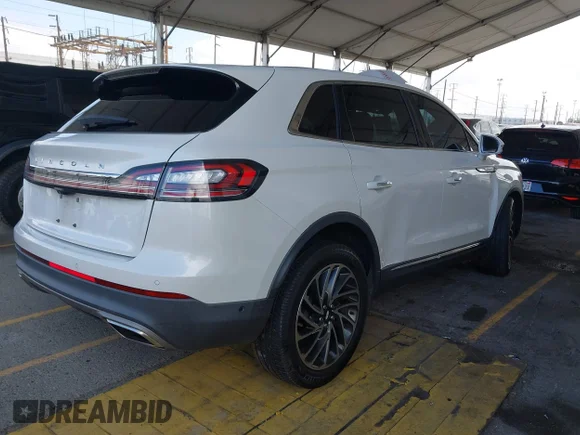 ✅ 2020 Lincoln Nautilus Reserve • VIN: 2LMPJ6K93LBL30910 • Lot: 43343106. Wystawiony na IAAI z przebiegiem 51 822 mil. Bezpłatny archiwum sprzedaży aukcyjnych z USA i szczegółowy raport historii pojazdu na DreamBid. Zdjęcie 4.