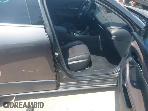 ✅ 2020 Mazda CX-30 Premium • VIN: 3MVDMAEM7LM128985 • Lot: 45263122. Listed on IAAI with 72,267 mi. Free auction sales archive from the USA and detailed vehicle history report at DreamBid. Image 5.