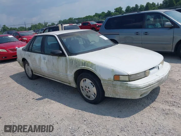 ✅ 1997 Oldsmobile Cutlass Supreme Series II • VIN: 1G3WH52MXVF331351 • Lot: 42529323. Wystawiony na IAAI z przebiegiem 130 756 mil. Bezpłatny archiwum sprzedaży aukcyjnych z USA i szczegółowy raport historii pojazdu na DreamBid. Zdjęcie 1.