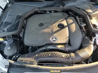 ✅ 2020 Mercedes-Benz C 300 • VIN: WDDWF8DB6LR533057 • Lot: 86900705. Wystawiony na Copart z przebiegiem 87 179 mil. Bezpłatny archiwum sprzedaży aukcyjnych z USA i szczegółowy raport historii pojazdu na DreamBid. Zdjęcie 13.