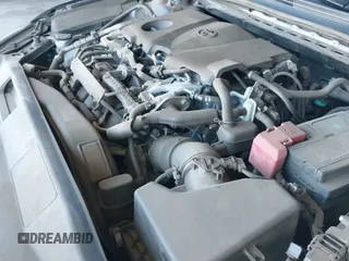 ✅ 2018 Toyota Camry SE • VIN: 4T1B11HK6JU584069 • Lot: 43585186. Wystawiony na IAAI z przebiegiem 183 409 mil. Bezpłatny archiwum sprzedaży aukcyjnych z USA i szczegółowy raport historii pojazdu na DreamBid. Zdjęcie 20.