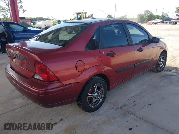 ✅ 2004 Ford Focus LX • VIN: 1FAFP33P44W154719 • Lot: 45543654. Wystawiony na IAAI z przebiegiem 96 677 mil. Bezpłatny archiwum sprzedaży aukcyjnych z USA i szczegółowy raport historii pojazdu na DreamBid. Zdjęcie 4.