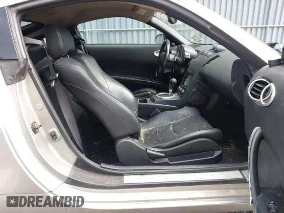✅ 2004 Nissan 350Z Touring • VIN: JN1AZ34D44T163525 • Lot: 45602417. Listed on IAAI with 147,120 mi. Free auction sales archive from the USA and detailed vehicle history report at DreamBid. Image 5.