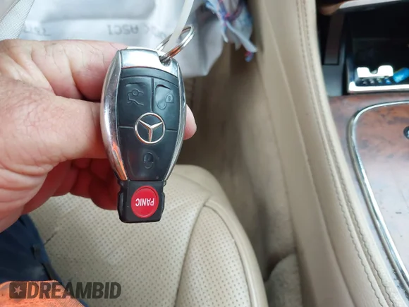 ✅ 2008 Mercedes-Benz CLS 550 • VIN: WDDDJ72X38A133817 • Лот: 44956235. Опубліковано раніше на IAAI з пробігом Не вказано. Безкоштовний доступ до архіву аукціонних продажів зі США та докладний звіт про історію автомобіля на DreamBid. Зображення 11.