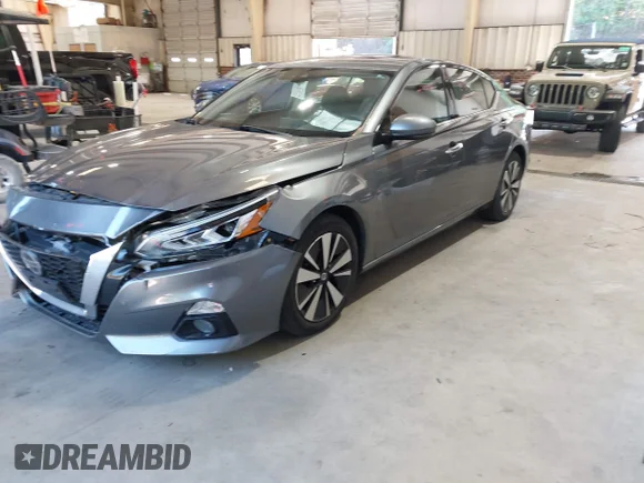 ✅ 2020 Nissan Altima SL • VIN: 1N4BL4EV0LC180021 • Лот: 45418422. Опубліковано раніше на IAAI з пробігом 151 283 миль. Безкоштовний доступ до архіву аукціонних продажів зі США та докладний звіт про історію автомобіля на DreamBid. Зображення 2.