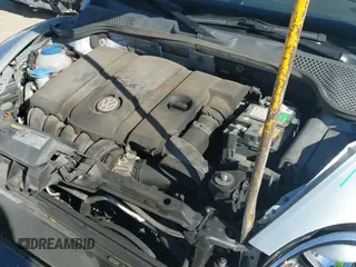 ✅ 2013 Volkswagen Beetle 2.5L w/Sun/Sound/Nav • VIN: 3VWJX7AT3DM663774 • Лот: 41738146. Опубликован ранее на IAAI с пробегом 98 064 миль. Бесплатный доступ к архиву аукционных продаж из США и подробный отчёт об истории автомобиля на DreamBid. Изображение 19.