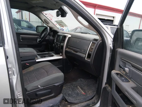 ✅ 2016 Ram 1500 Lone Star • VIN: 1C6RR6LT5GS209536 • Лот: 45449708. Опубликован ранее на IAAI с пробегом 191 855 миль. Бесплатный доступ к архиву аукционных продаж из США и подробный отчёт об истории автомобиля на DreamBid. Изображение 5.