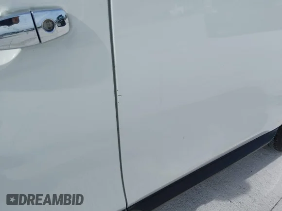 ✅ 2020 Nissan Pathfinder S • VIN: 5N1DR2AM7LC627359 • Lot: 45346776. Wystawiony na IAAI z przebiegiem 82 346 mil. Bezpłatny archiwum sprzedaży aukcyjnych z USA i szczegółowy raport historii pojazdu na DreamBid. Zdjęcie 13.