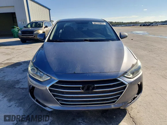 ✅ 2018 Hyundai Elantra SEL • VIN: 5NPD84LF1JH241250 • Лот: 75683155. Опубліковано раніше на Copart з пробігом 89 660 миль. Безкоштовний доступ до архіву аукціонних продажів зі США та докладний звіт про історію автомобіля на DreamBid. Зображення 5.
