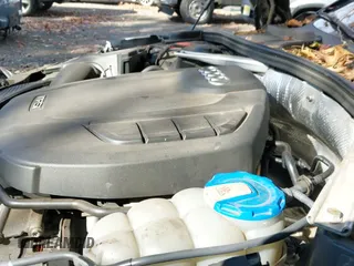 ✅ 2017 Audi A4 Premium • VIN: WAUANAF41HN046096 • Lot: 43592316. Listed on IAAI with 76,643 mi. Free auction sales archive from the USA and detailed vehicle history report at DreamBid. Image 19.