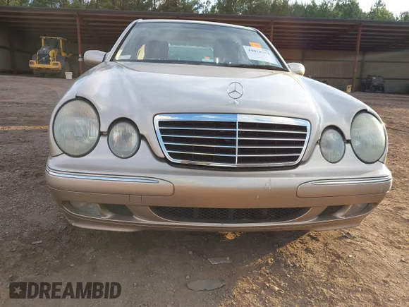 ✅ 2000 Mercedes-Benz E 320 • VIN: WDBJF70J6YB119030 • Лот: 44018351. Опубліковано раніше на IAAI з пробігом 153 881 миль. Безкоштовний доступ до архіву аукціонних продажів зі США та докладний звіт про історію автомобіля на DreamBid. Зображення 6.