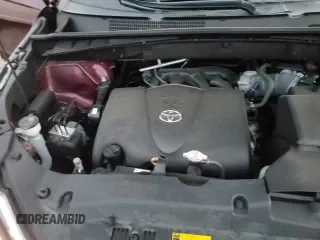 ✅ 2018 Toyota Highlander LE • VIN: 5TDBZRFH3JS897314 • Lot: 80324715. Wystawiony na Copart z przebiegiem 49 094 mil. Bezpłatny archiwum sprzedaży aukcyjnych z USA i szczegółowy raport historii pojazdu na DreamBid. Zdjęcie 14.