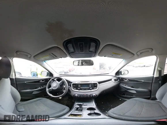 ✅ 2018 Kia Sorento LX • VIN: 5XYPG4A32JG424804 • Lot: 45004792. Listed on IAAI with 140,749 mi. Free auction sales archive from the USA and detailed vehicle history report at DreamBid. Image 18.