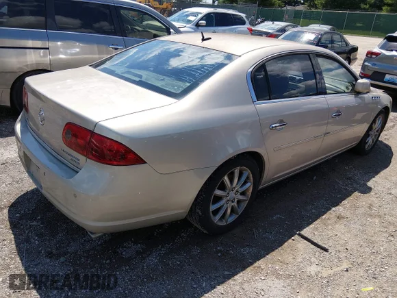 ✅ 2008 Buick Lucerne CXS • VIN: 1G4HE57Y28U144081 • Lot: 45457811. Wystawiony na IAAI z przebiegiem 103 757 mil. Bezpłatny archiwum sprzedaży aukcyjnych z USA i szczegółowy raport historii pojazdu na DreamBid. Zdjęcie 4.