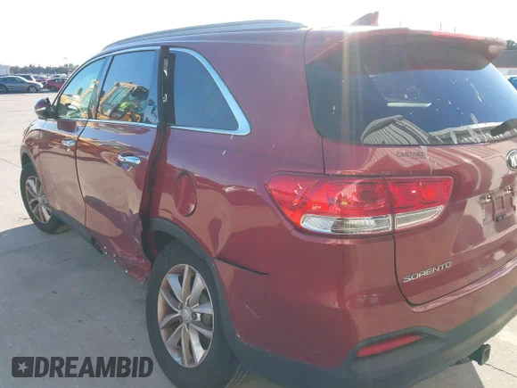 ✅ 2017 Kia Sorento L • VIN: 5XYPG4A36HG269118 • Lot: 44260370. Wystawiony na IAAI z przebiegiem 147 055 mil. Bezpłatny archiwum sprzedaży aukcyjnych z USA i szczegółowy raport historii pojazdu na DreamBid. Zdjęcie 6.