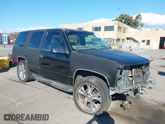 ✅ 1999 Chevrolet Tahoe Z71 • VIN: 1GNEK13R4XJ455977 • Лот: 44512200. Опубликован ранее на IAAI с пробегом 303 861 миль. Бесплатный доступ к архиву аукционных продаж из США и подробный отчёт об истории автомобиля на DreamBid. Изображение 1.