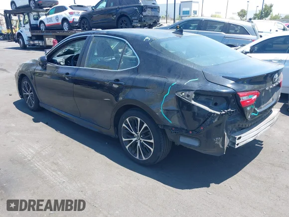 ✅ 2019 Toyota Camry SE • VIN: 4T1B11HK6KU730035 • Lot: 45388652. Listed on IAAI with 126,311 mi. Free auction sales archive from the USA and detailed vehicle history report at DreamBid. Image 3.