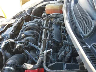 ✅ 2014 Ford Fiesta SE • VIN: 3FADP4EJ8EM177038 • Lot: 43259076. Wystawiony na IAAI z przebiegiem 149 699 mil. Bezpłatny archiwum sprzedaży aukcyjnych z USA i szczegółowy raport historii pojazdu na DreamBid. Zdjęcie 19.