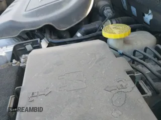 ✅ 2014 Jeep Cherokee Latitude • VIN: 1C4PJLCB3EW302204 • Lot: 41642965. Wystawiony na IAAI z przebiegiem 134 298 mil. Bezpłatny archiwum sprzedaży aukcyjnych z USA i szczegółowy raport historii pojazdu na DreamBid. Zdjęcie 20.