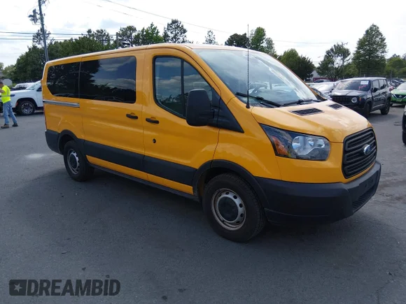 ✅ 2019 Ford Transit Passenger XLT • VIN: 1FMZK1YM5KKB32009 • Lot: 45053114. Wystawiony na IAAI z przebiegiem 71 713 mil. Bezpłatny archiwum sprzedaży aukcyjnych z USA i szczegółowy raport historii pojazdu na DreamBid. Zdjęcie 1.