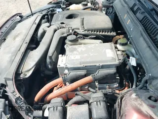 ✅ 2016 Ford Fusion S Hybrid • VIN: 3FA6P0UU7GR405548 • Лот: 42431290. Опубликован ранее на IAAI с пробегом 120 263 миль. Бесплатный доступ к архиву аукционных продаж из США и подробный отчёт об истории автомобиля на DreamBid. Изображение 21.