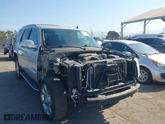 ✅ 2011 Cadillac Escalade • VIN: 1GYS4AEF5BR257003 • Lot: 42961394. Listed on IAAI with 202,249 mi. Free auction sales archive from the USA and detailed vehicle history report at DreamBid. Image 1.