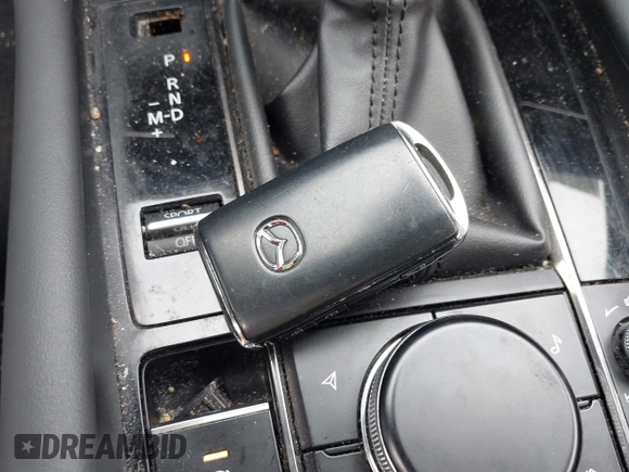 ✅ 2021 Mazda 3 Preferred • VIN: JM1BPBLL4M1402299 • Lot: 43494867. Wystawiony na IAAI z przebiegiem 45 431 mil. Bezpłatny archiwum sprzedaży aukcyjnych z USA i szczegółowy raport historii pojazdu na DreamBid. Zdjęcie 11.
