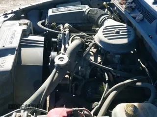 ✅ 2003 Dodge Dakota SLT • VIN: 1D7HL48X03S174569 • Lot: 41159169. Wystawiony na IAAI z przebiegiem 156 551 mil. Bezpłatny archiwum sprzedaży aukcyjnych z USA i szczegółowy raport historii pojazdu na DreamBid. Zdjęcie 12.