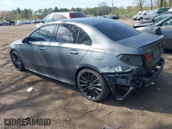 ✅ 2020 Mercedes-Benz A 35 AMG • VIN: W1K3G5BB2LJ221365 • Lot: 42159583. Wystawiony na IAAI z przebiegiem 40 184 mil. Bezpłatny archiwum sprzedaży aukcyjnych z USA i szczegółowy raport historii pojazdu na DreamBid. Zdjęcie 3.