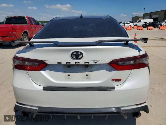 ✅ 2021 Toyota Camry TRD • VIN: 4T1KZ1AK0MU048970 • Lot: 52291826. Wystawiony na Copart z przebiegiem 113 579 mil. Bezpłatny archiwum sprzedaży aukcyjnych z USA i szczegółowy raport historii pojazdu na DreamBid. Zdjęcie 6.