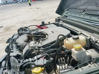 ✅ 2021 Jeep Gladiator High Altitude • VIN: 1C6HJTFG1ML591229 • Lot: 42552835. Wystawiony na IAAI z przebiegiem 51 240 mil. Bezpłatny archiwum sprzedaży aukcyjnych z USA i szczegółowy raport historii pojazdu na DreamBid. Zdjęcie 19.