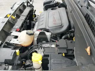 ✅ 2016 Jeep Renegade Trailhawk • VIN: ZACCJBCT1GPC61864 • Lot: 43179554. Wystawiony na IAAI z przebiegiem 117 387 mil. Bezpłatny archiwum sprzedaży aukcyjnych z USA i szczegółowy raport historii pojazdu na DreamBid. Zdjęcie 19.