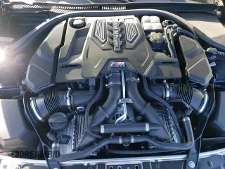 ✅ 2022 BMW M8 Competition • VIN: WBSDZ0C04NCJ11152 • Lot: 82225924. Listed on Copart with 4,285 mi. Free auction sales archive from the USA and detailed vehicle history report at DreamBid. Image 14.