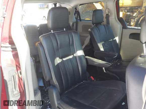 ✅ 2014 Chrysler Town & Country Touring • VIN: 2C4RC1BG9ER437412 • Lot: 44332215. Wystawiony na IAAI z przebiegiem 86 419 mil. Bezpłatny archiwum sprzedaży aukcyjnych z USA i szczegółowy raport historii pojazdu na DreamBid. Zdjęcie 8.