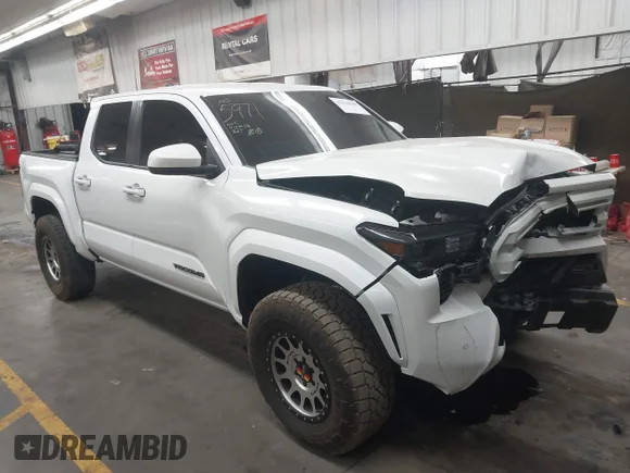 ✅ 2024 Toyota Tacoma TRD Sport • VIN: 3TMLB5JN3RM038346 • Lot: 45110848. Listed on IAAI with 30,692 mi. Free auction sales archive from the USA and detailed vehicle history report at DreamBid. Image 1.