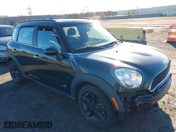 ✅ 2014 MINI Countryman S • VIN: WMWZC5C53EWP39982 • Lot: 43798038. Wystawiony na IAAI z przebiegiem 124 664 mil. Bezpłatny archiwum sprzedaży aukcyjnych z USA i szczegółowy raport historii pojazdu na DreamBid. Zdjęcie 1.