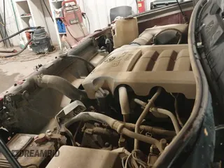 ✅ 2010 Toyota Tundra • VIN: 5TFUW5F15AX120866 • Lot: 42440333. Wystawiony na IAAI z przebiegiem 262 913 mil. Bezpłatny archiwum sprzedaży aukcyjnych z USA i szczegółowy raport historii pojazdu na DreamBid. Zdjęcie 25.